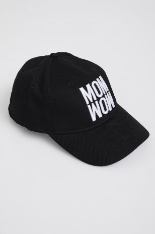 תמונה של כובע MOMWOW שחור